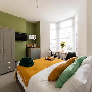 Bay Studio By Staying-away Cardiff